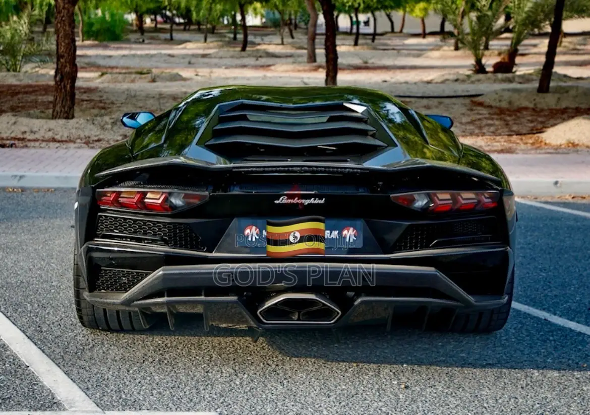 Lamborghini Aventador 2018 Black