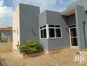Kiira Well Polished House On Sell