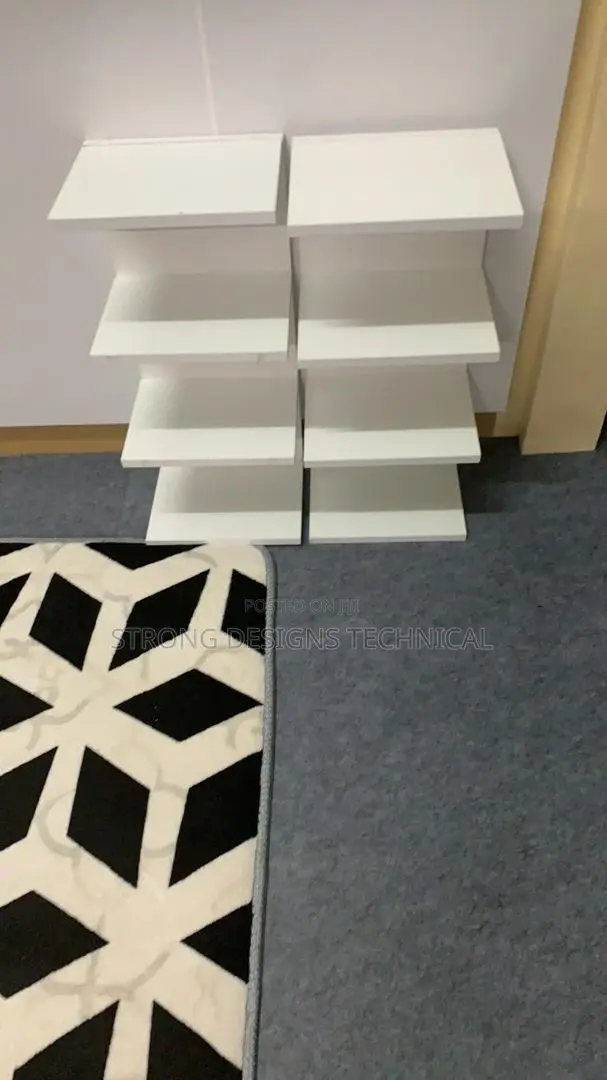 Multipurpose Wall Shelf. Cosmetics/ Perfumes/ Vases