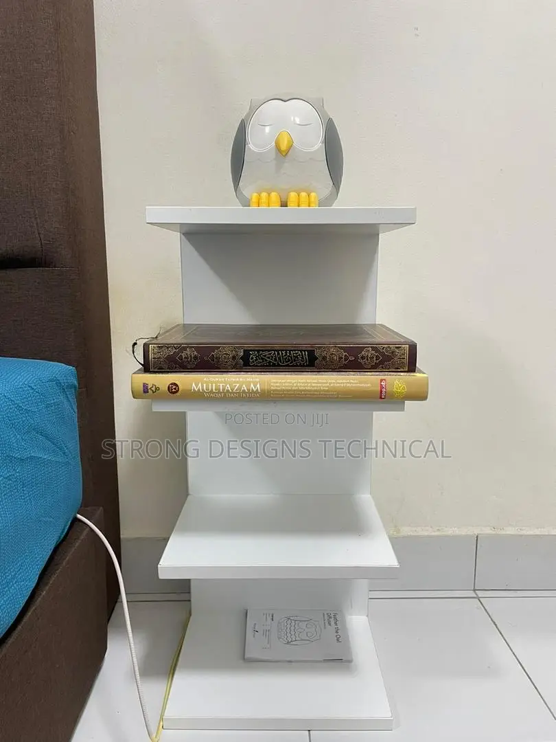 Multipurpose Wall Shelf. Cosmetics/ Perfumes/ Vases