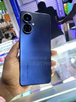 Photo - Tecno Camon 19 128 GB Blue
