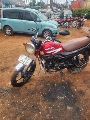 Hero Hunter 125 2022 Red