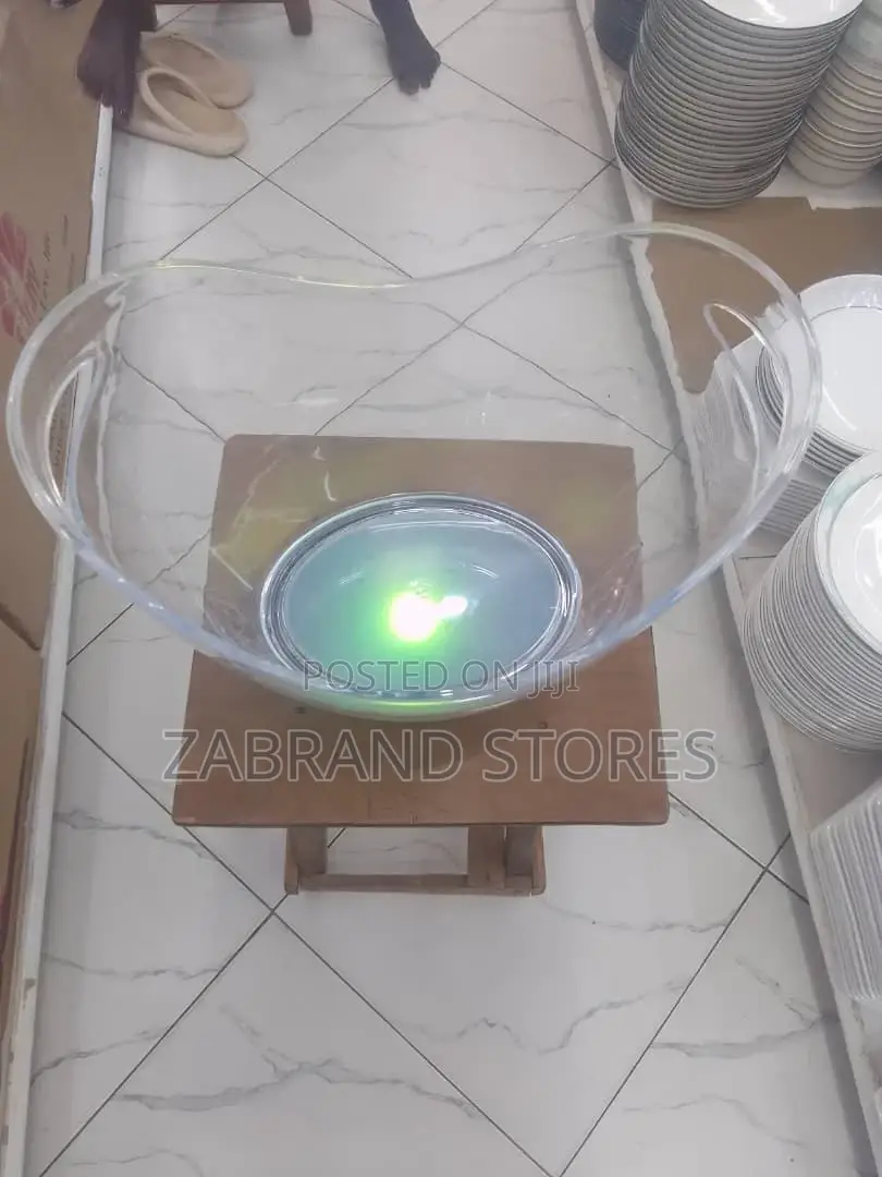 LED Color Changing Transparent Ice Bucket.