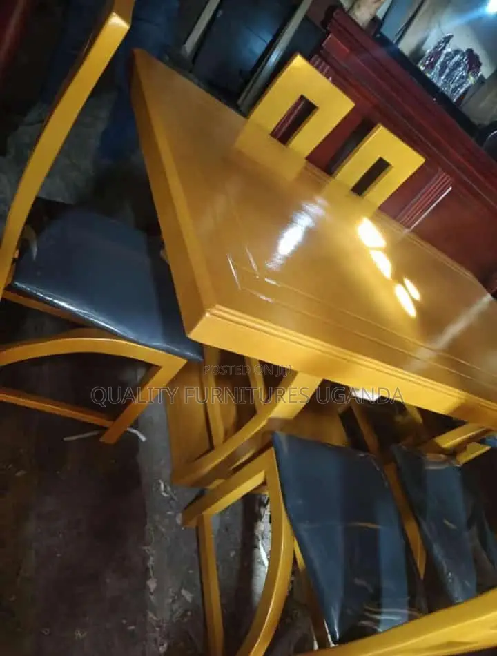 6 Seater Dinning Table on Order