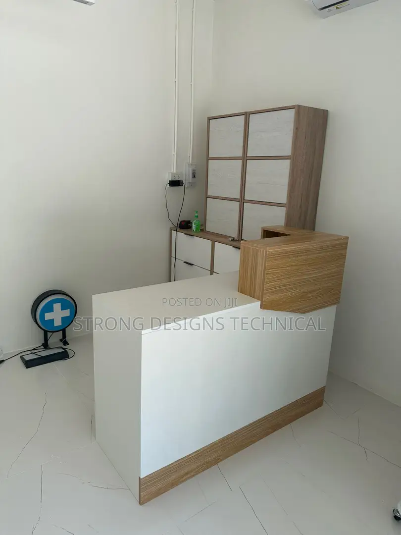 4ft Reception Counter/ Cashier Counter/ Table.