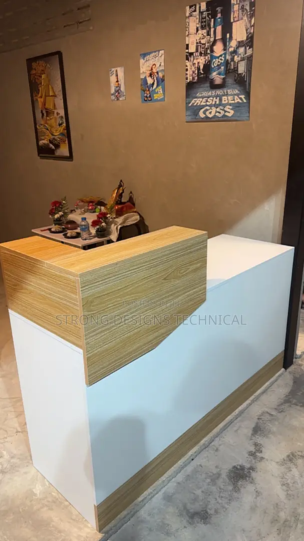 4ft Reception Counter/ Cashier Counter/ Table.