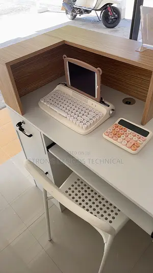 4ft Reception Counter/ Cashier Counter/ Table.