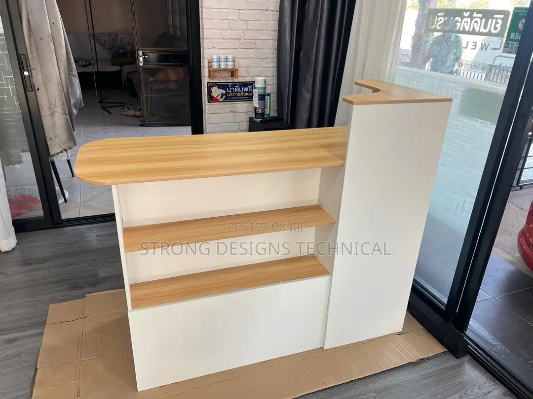 Reception Table for Salons, Pharmacy, Boutiques.