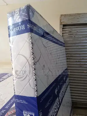 Photo - White High Density Mattress 5*6/8