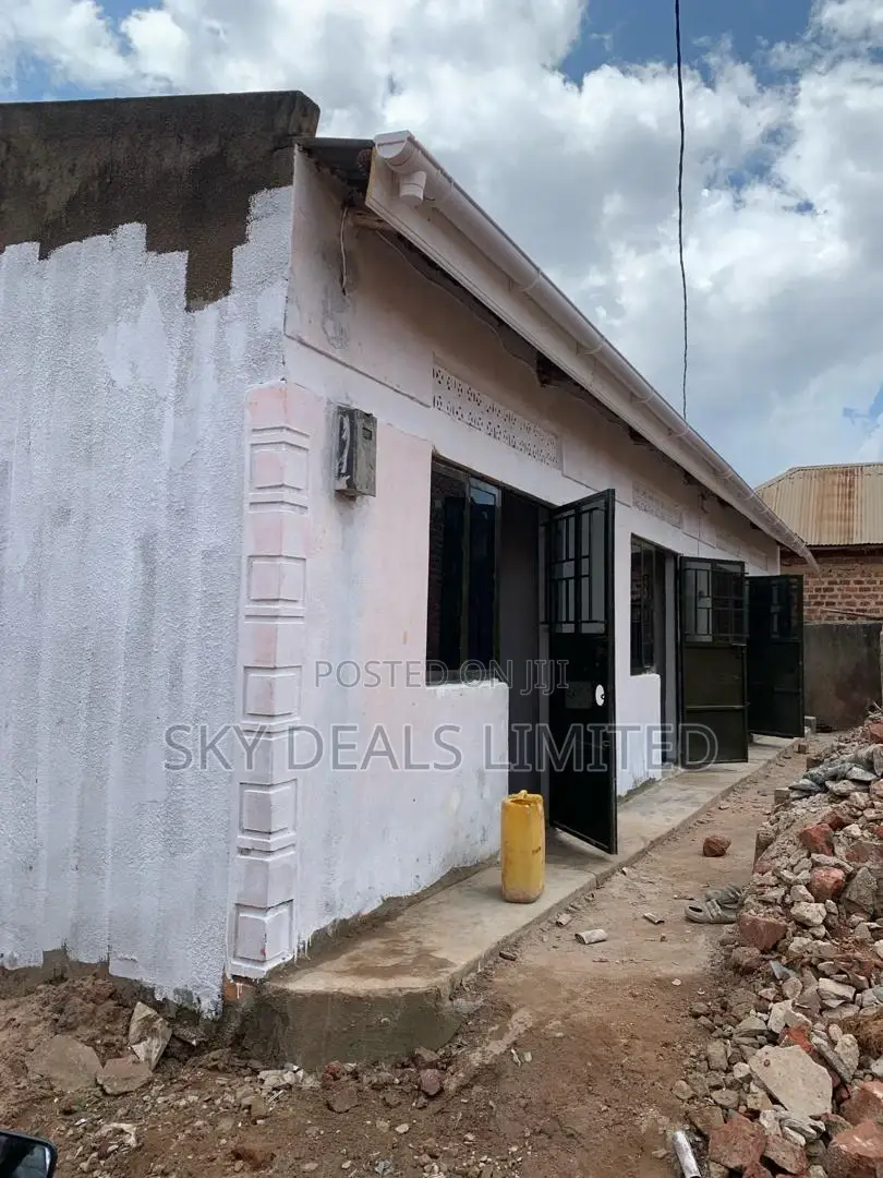 1bdrm Bungalow in Kisaasi Kitala, Nakawa for sale