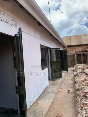 1bdrm Bungalow in Kisaasi Kitala, Nakawa for sale