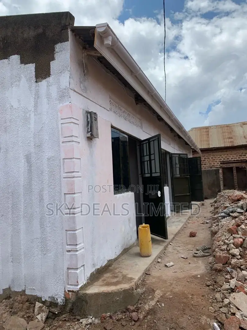 1bdrm Bungalow in Kisaasi Kitala, Nakawa for sale