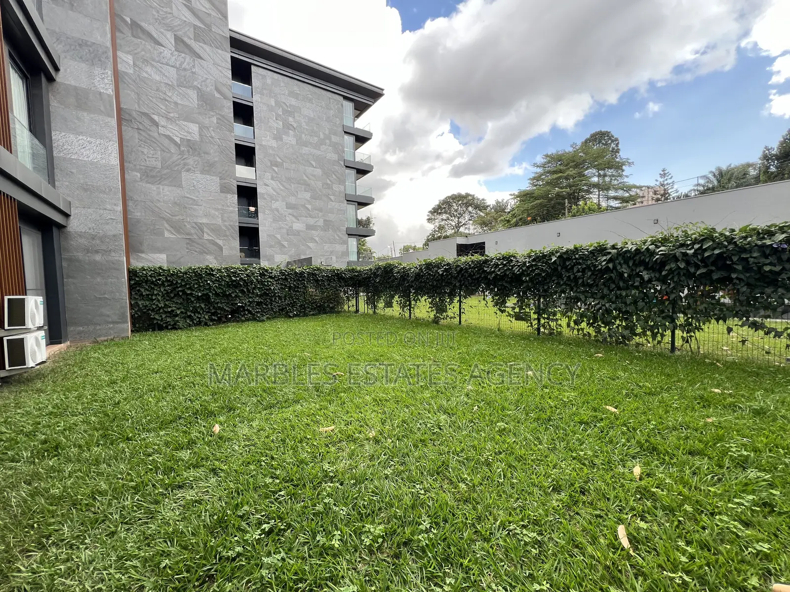 Furnished 4bdrm Apartment in Kololo, Central Division for rent