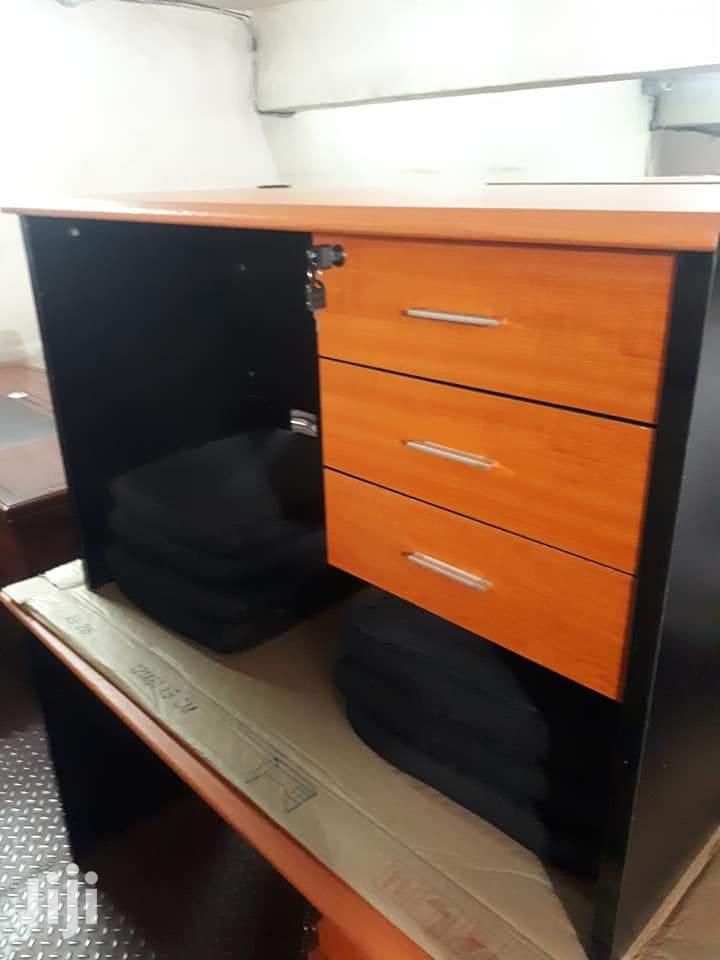 Simgle Desk 120cm by 70cm