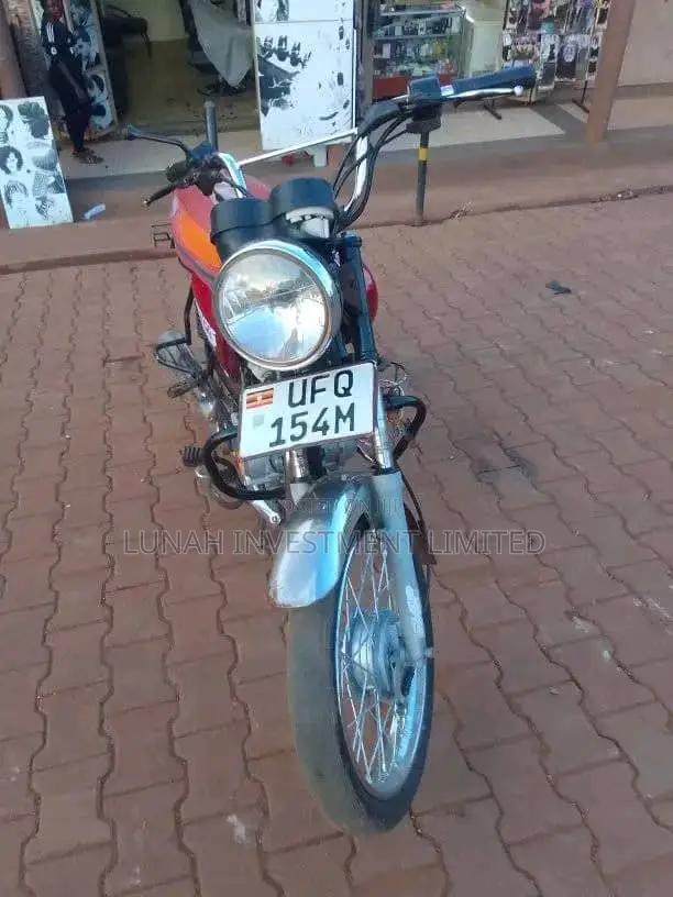 Bajaj Boxer 2023 Red