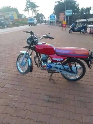 Bajaj Boxer 2023 Red