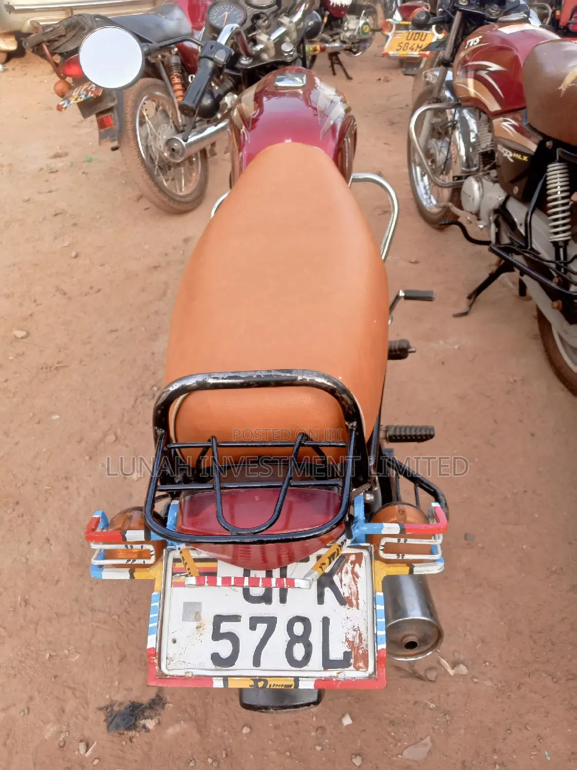 Bajaj CT 110X 2022 Red