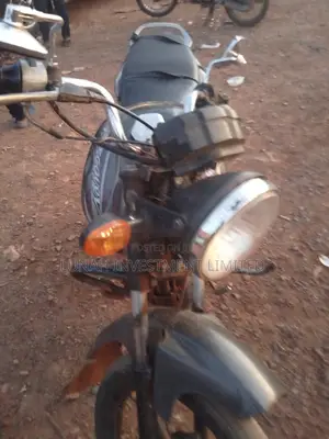 Bajaj Discover 125 2021 Blue