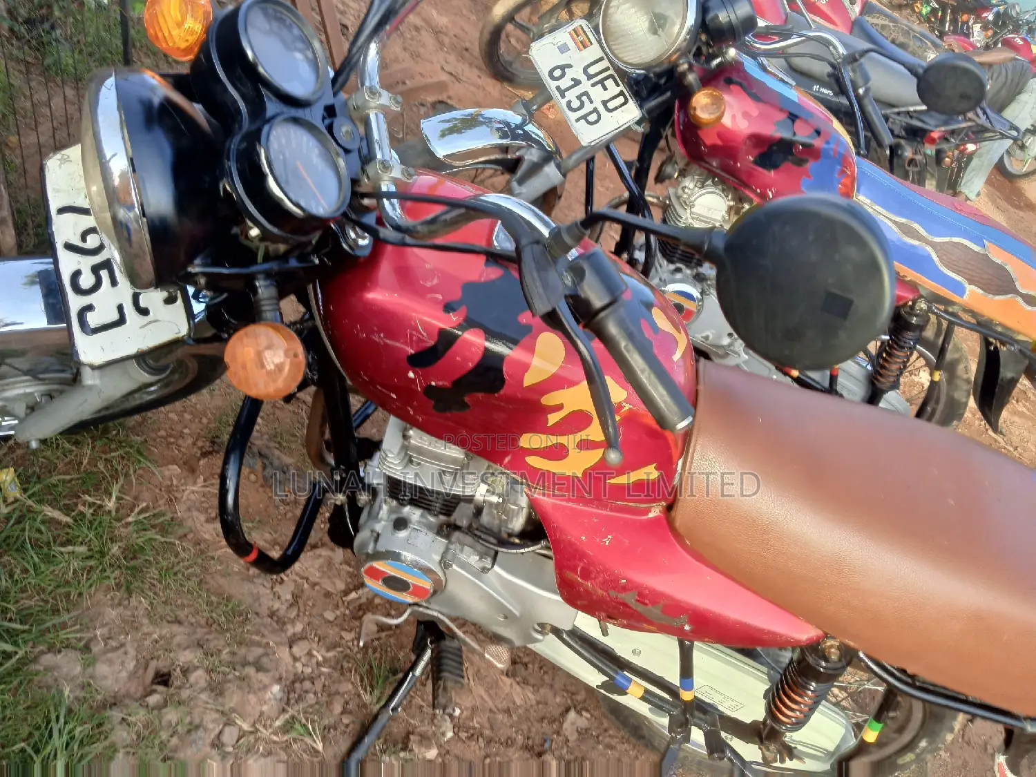 Bajaj Avenger 160 Street 2022 Red
