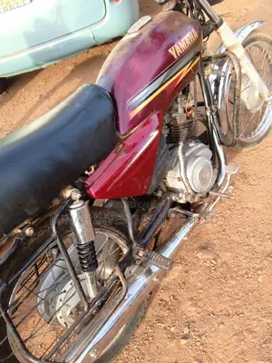 Yamaha Crux 2020 Red