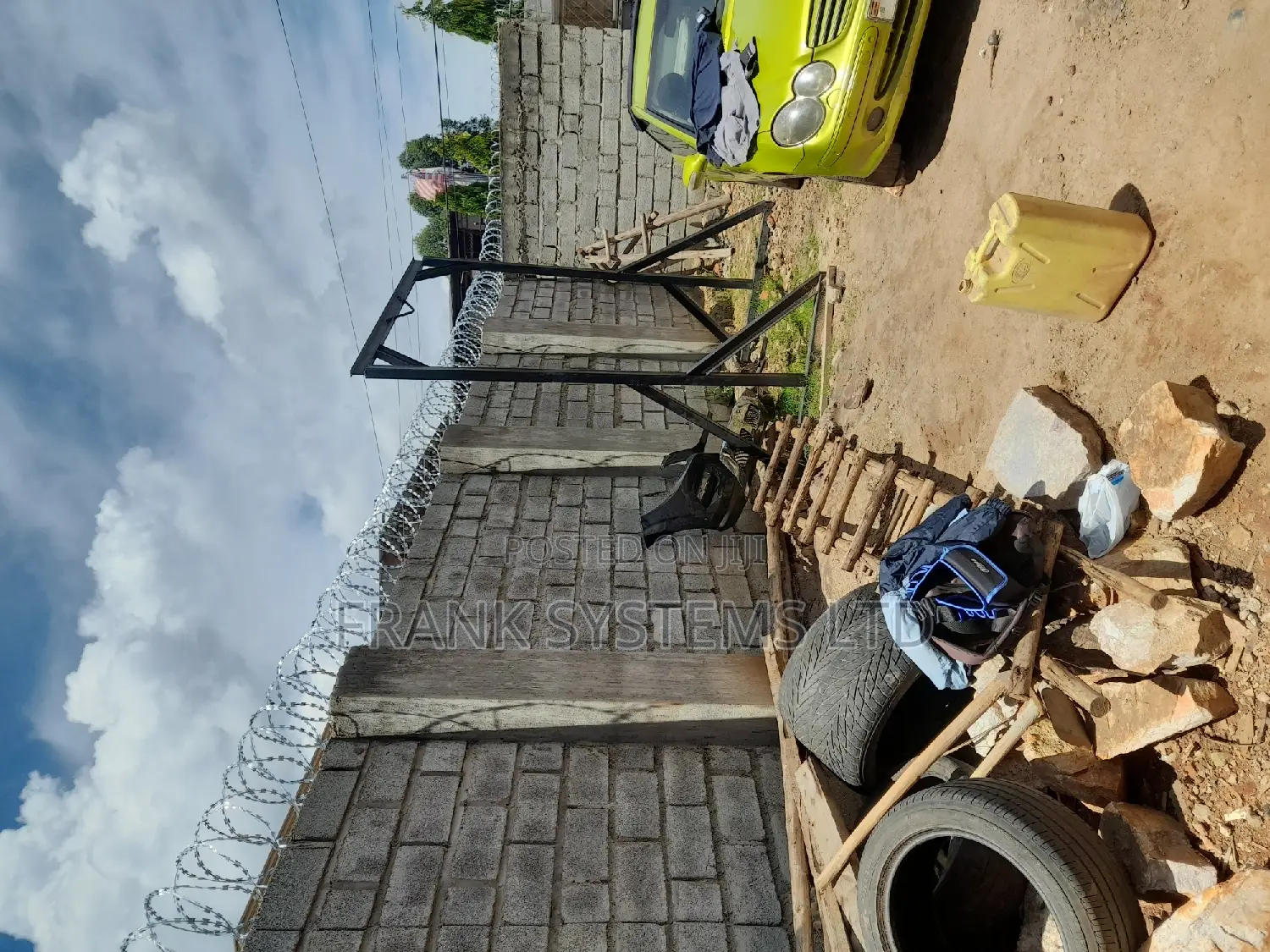 Razor Wire Fencing Installation/ Razor Wire Fencing