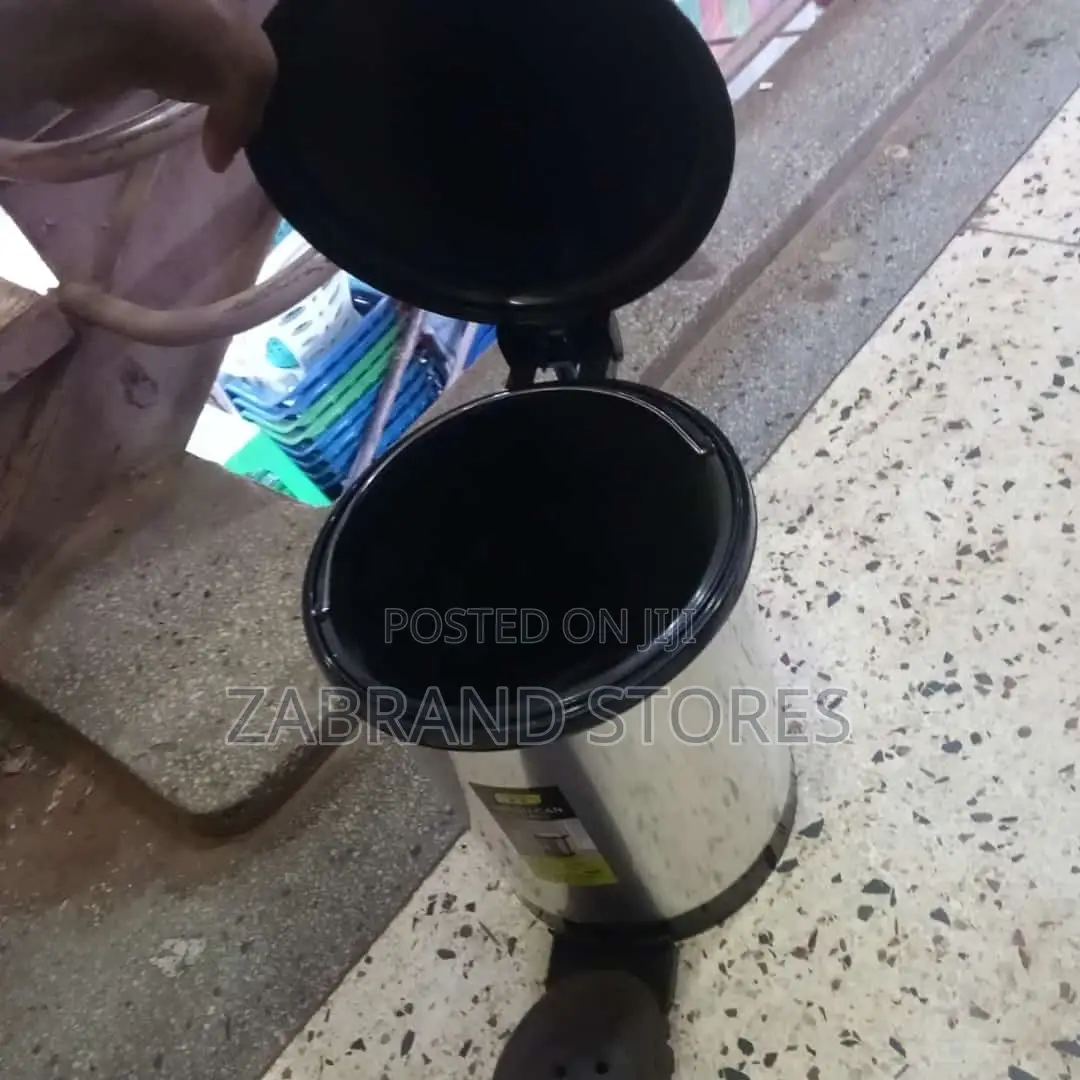 Pedal Step Waste Bin