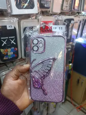 iPhone 11 Gilters Cases