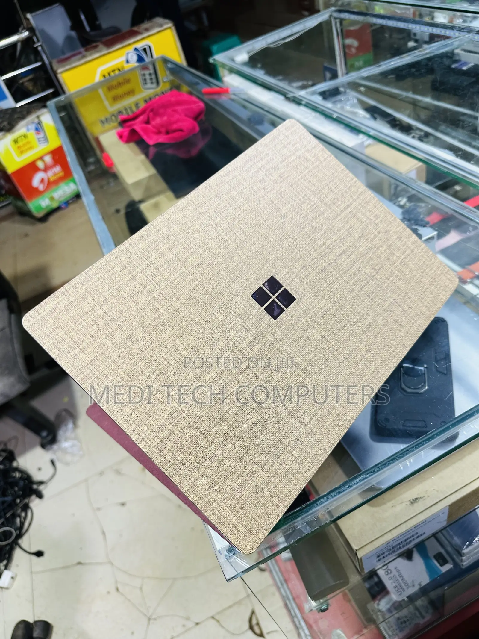 Laptop Microsoft Surface Laptop 2 16GB Intel Core I7 SSD 512GB