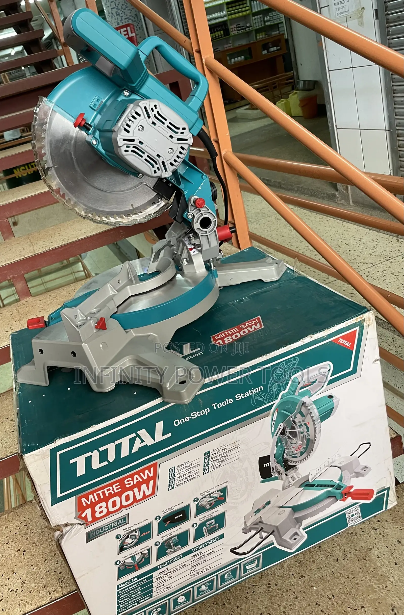 Electric Mitre Saw Machine