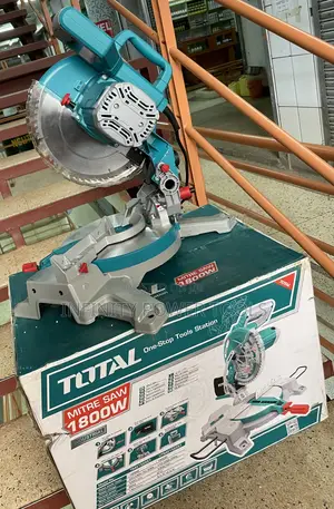 Electric Mitre Saw Machine