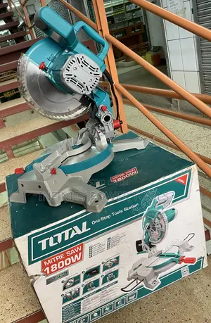 Electric Mitre Saw Machine