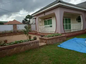 Furnished 4bdrm House in Kira for sale