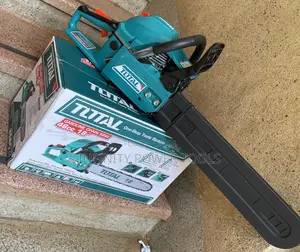 Gasoline Chain Saw 18”