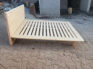 Beds With Art of Pallet and Hardwood
