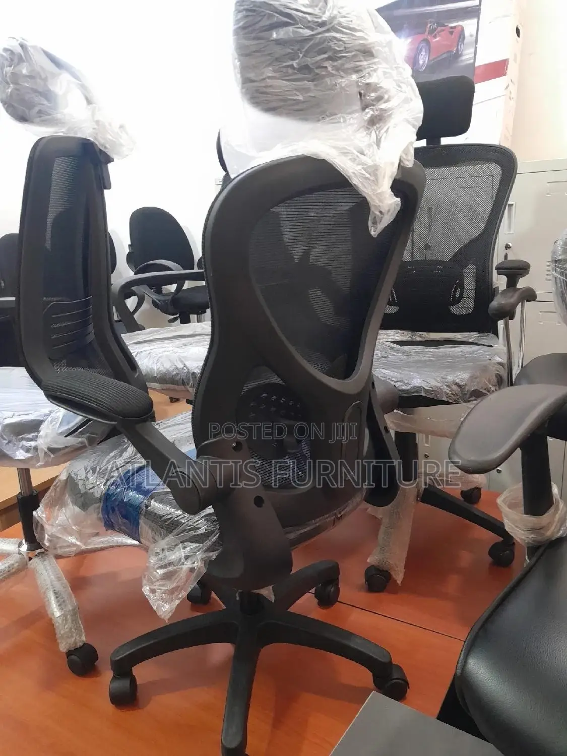 Office Chairs Adjustable Arms