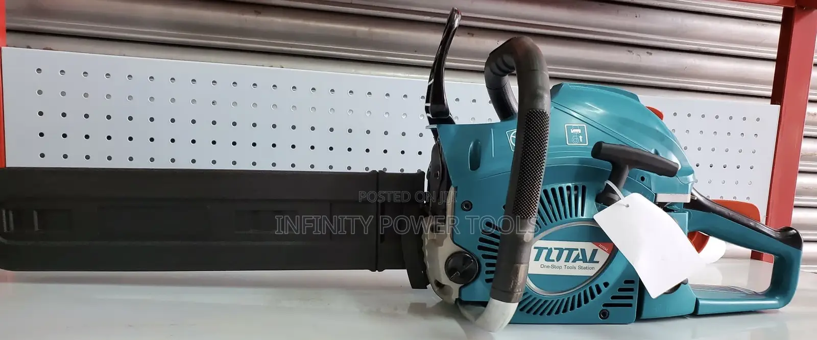 Gasoline Chain Saw Total 18”