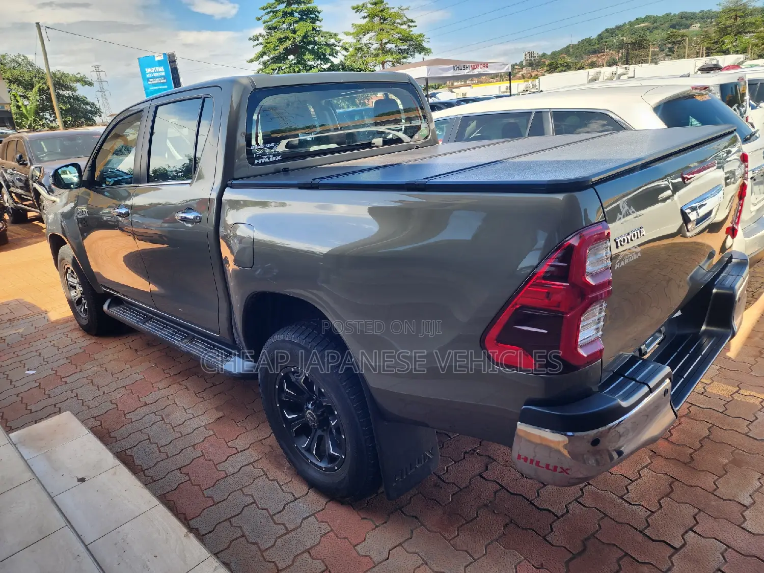 Toyota Hilux 2020 Gray
