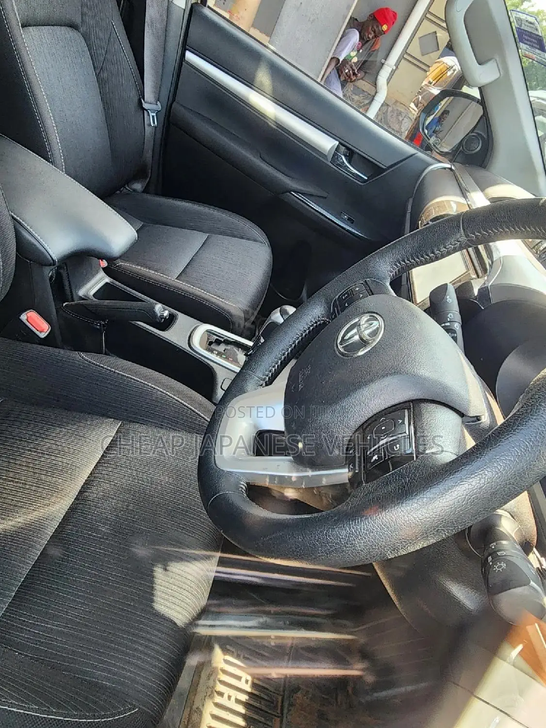 Toyota Hilux 2020 Gray