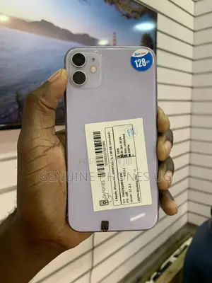 Photo - Apple iPhone 11 128 GB Purple