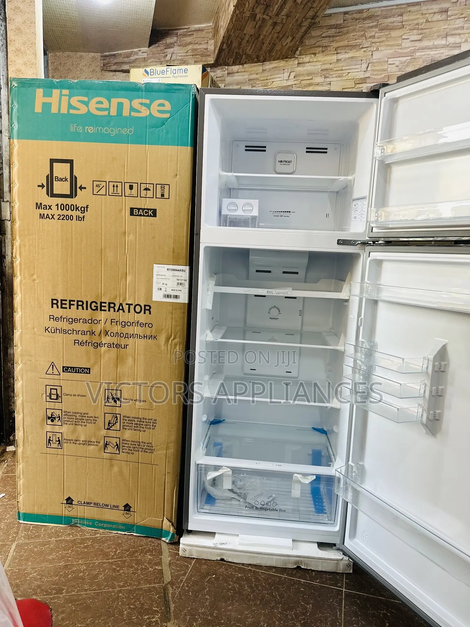 Hisense Double Door Refrigerator 599L