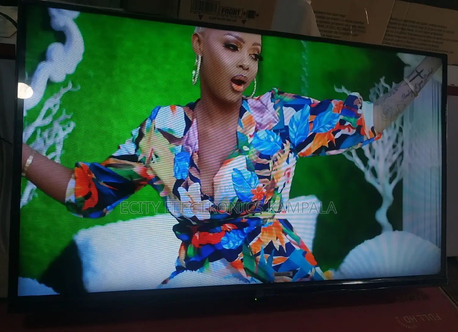 LED TV LG 32"Inch Digital