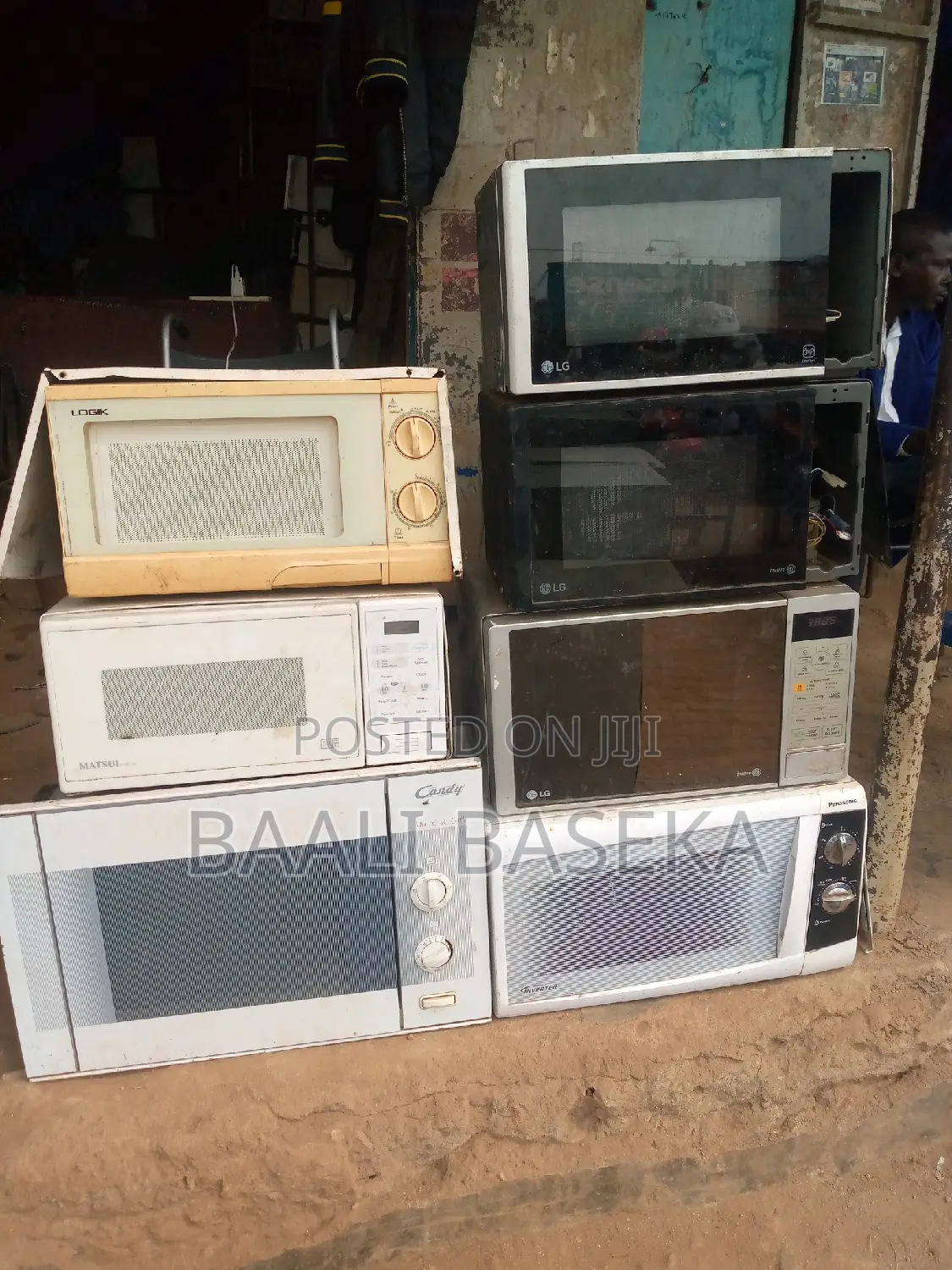 Microwave Repairing/Kitchen Home Appliances Mechanics