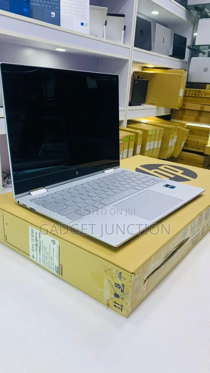New Laptop HP Envy X360 16GB Intel Core I7 SSD 512GB