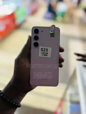 Photo - Samsung Galaxy S23 128 GB Pink