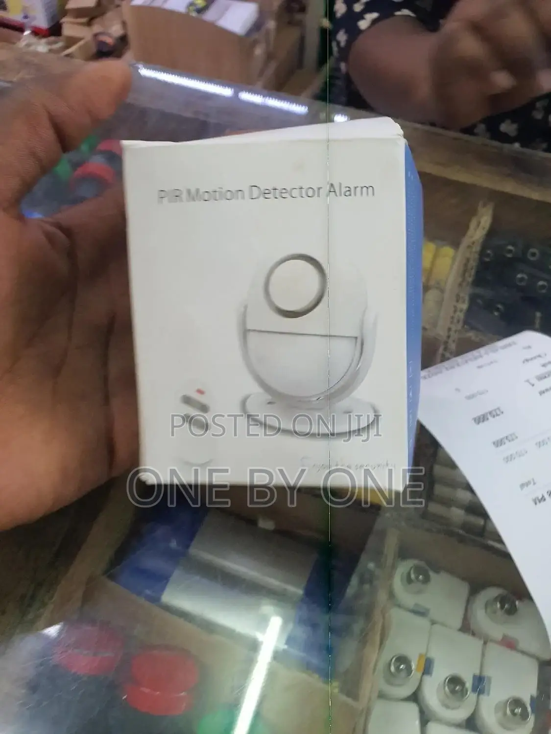 Intelligent Wireless Human PIR Motion Sensor Alarm System