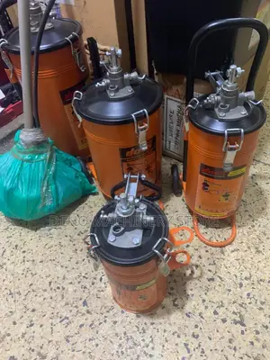 Grease Guns All Sizes