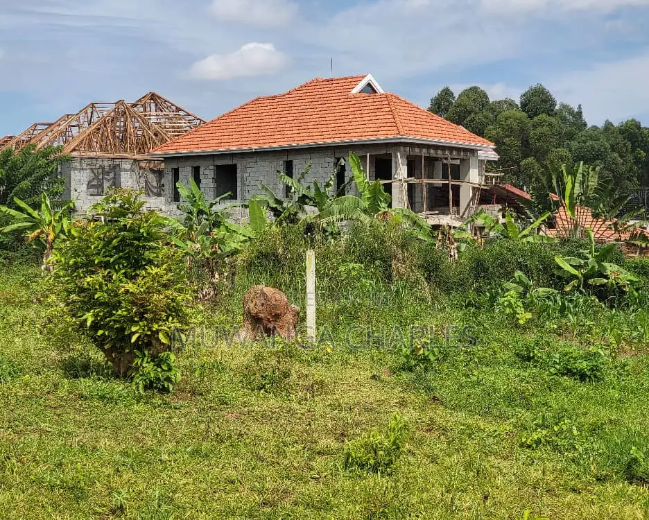 12decimals of Land for Sale in Kira