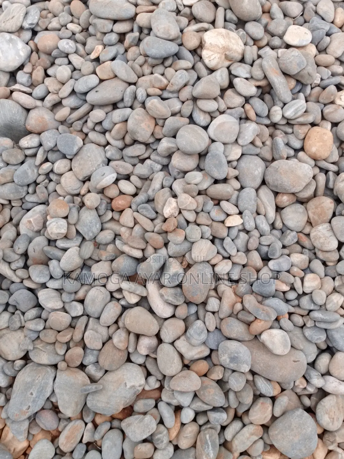 White and Black Lake/Beach Pebble Stones