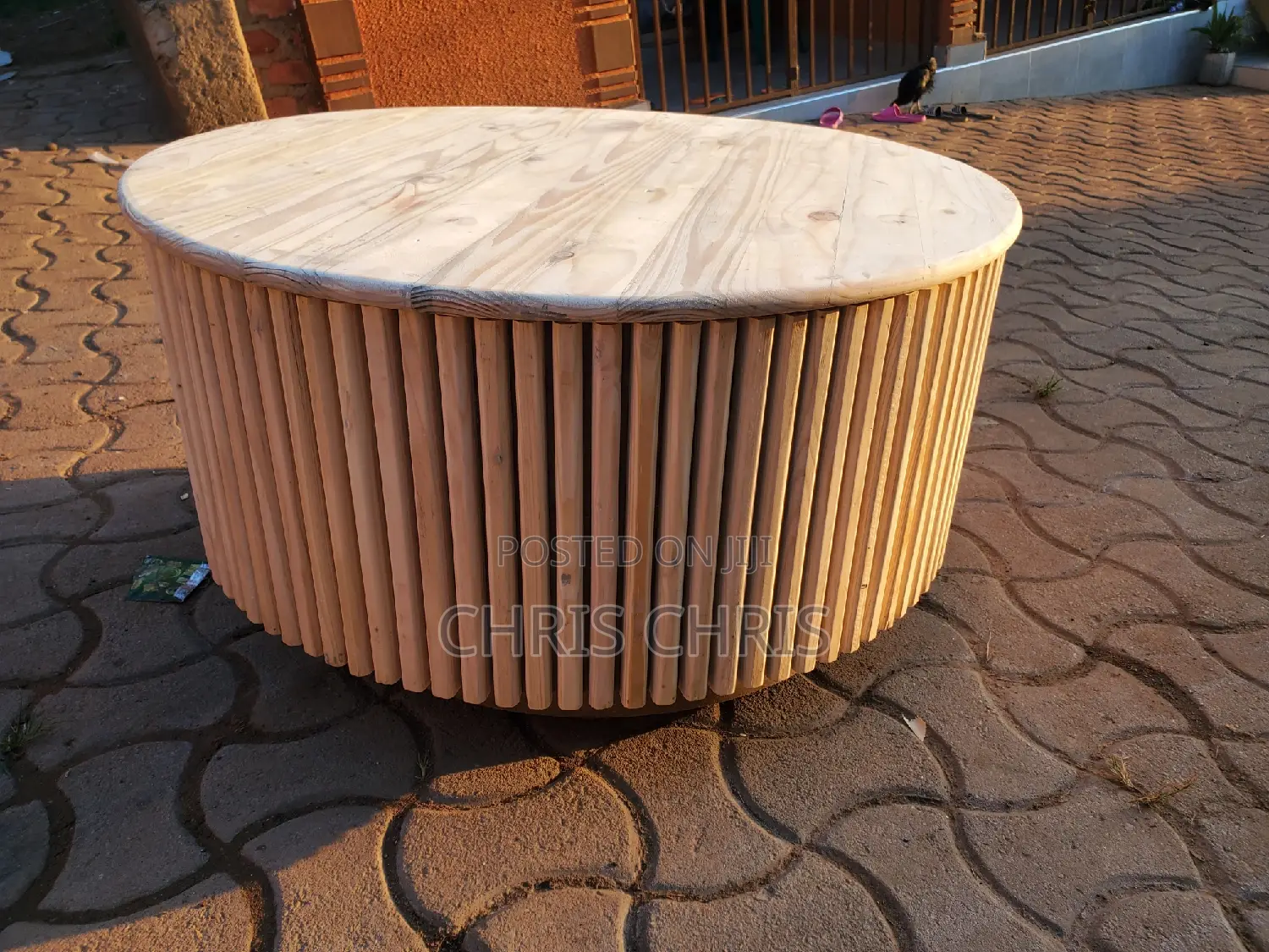 Pallet Art Made Center Tables