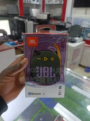 Photo - JBL Harman Clip 4 Bluetooth Speaker